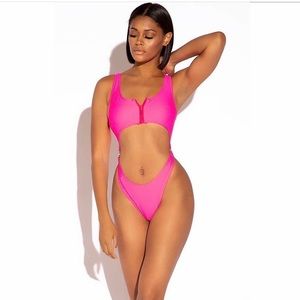 Monokini Swimsuit!! 💕